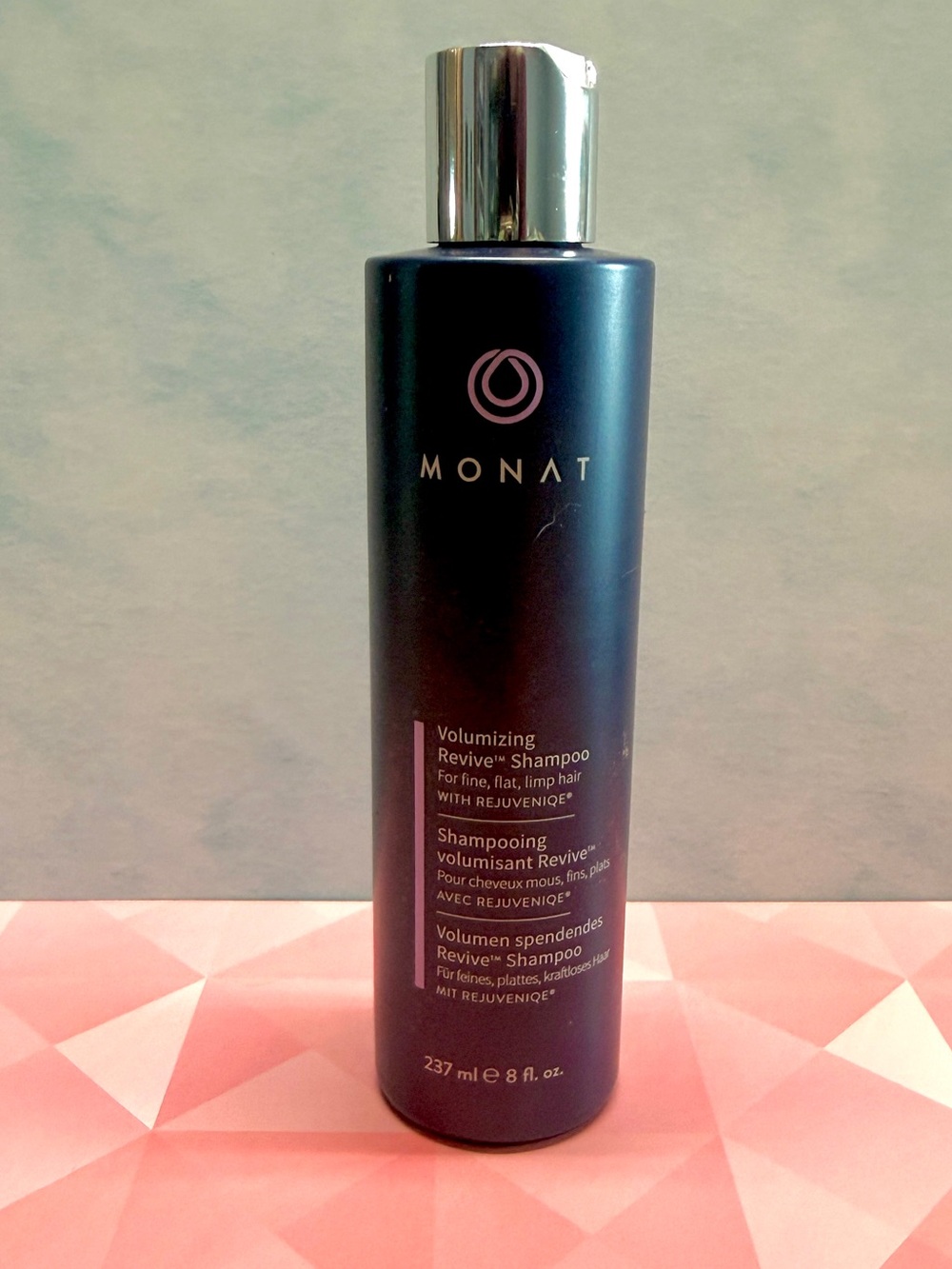 New Monat Volumizing Revive Shampoo